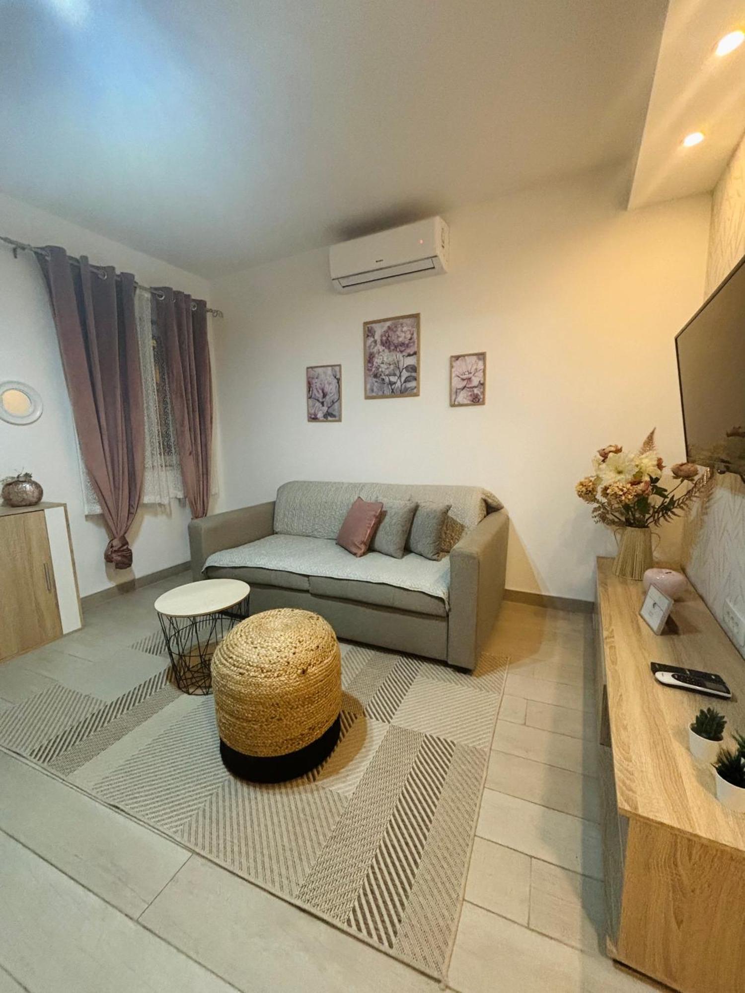 Apartman Onavi 마카르스카 외부 사진
